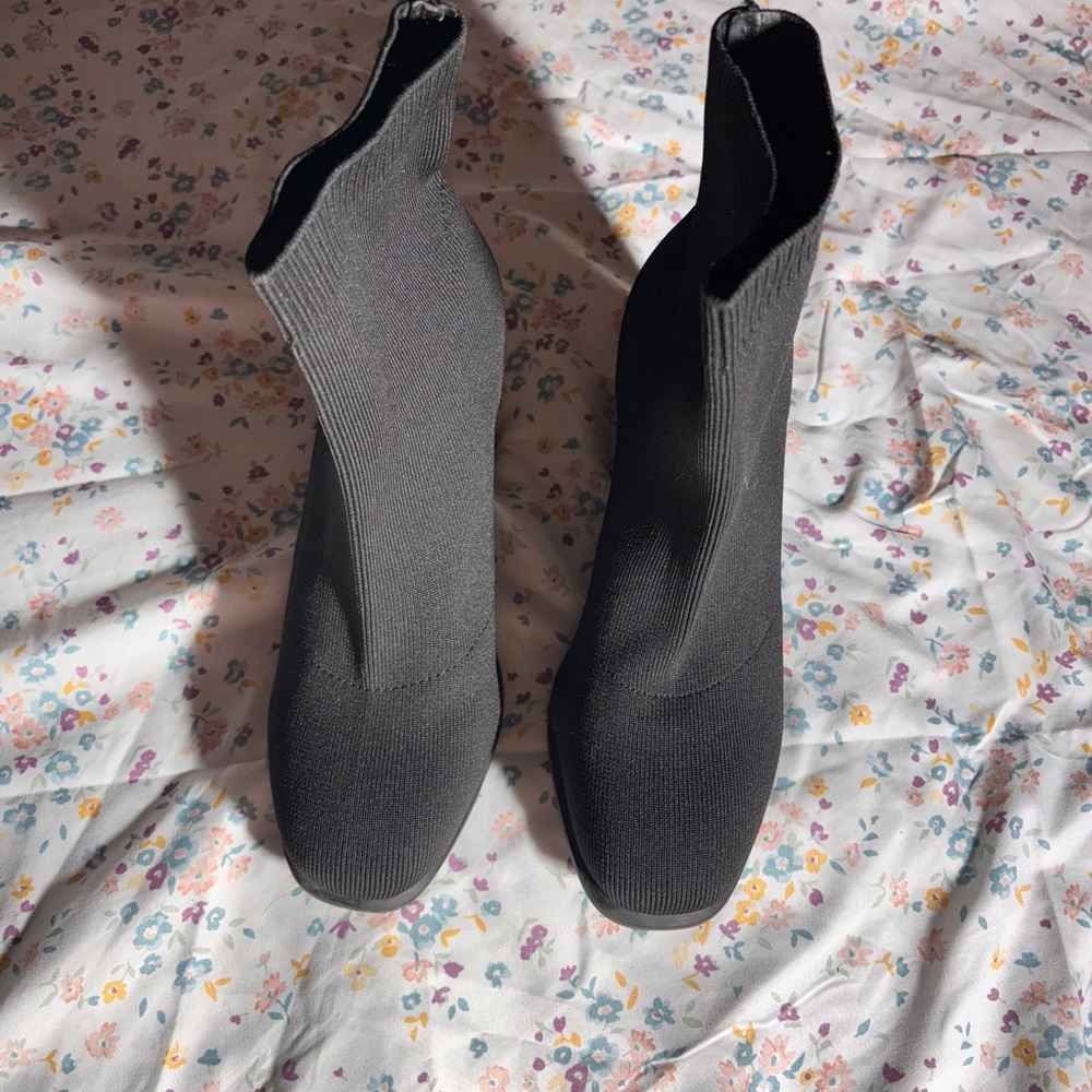 Elegant Black Women's Boots